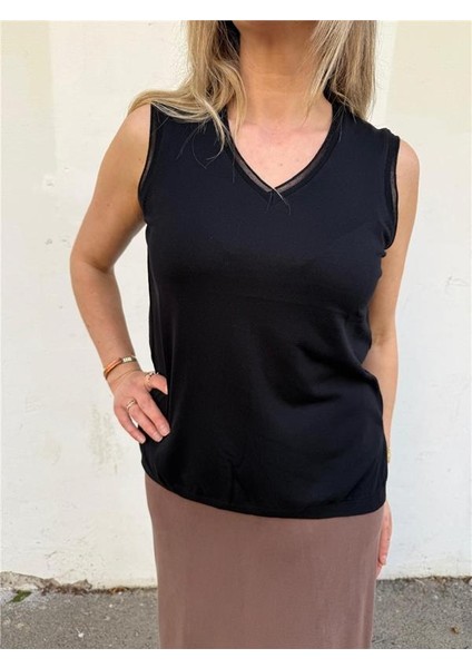 V Yaka Simli Sıfır Kol Triko fiyatları