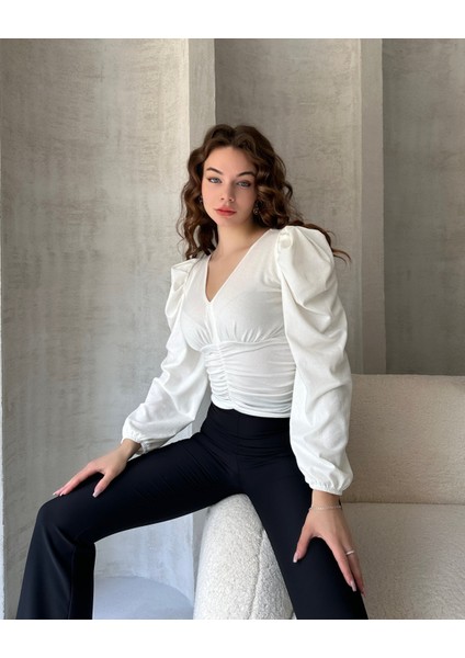 V Yaka Drape Detaylı Crep Bluz