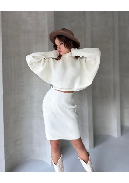 Balıkçı Yaka Yarasa Kol Bluz ve Etek Ikili Triko Takım modelleri