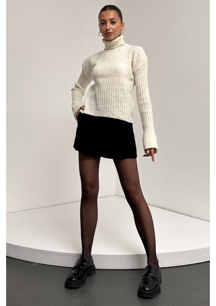 Şerit Desenli Dokulu Boğazlı Triko Kazak fiyatları