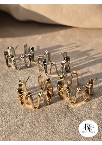 - Zig Loop Kadın Küpe fırsatları