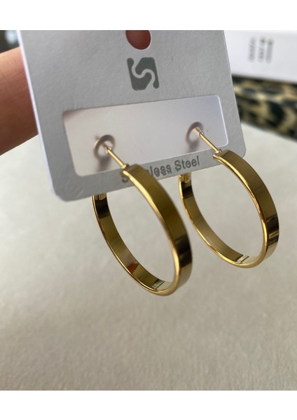 Kadın Oval Ajda Gold Renkli Çelik Küpe modelleri