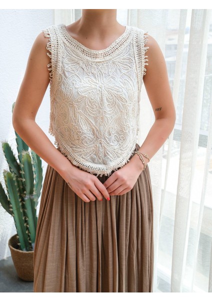 Dantel Detaylı Kroşe Bluz fiyatları