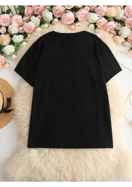 Hi, I Don't Care. Thanks. (Merhaba, Önemli Değil. Teşekkürler.) Baskılı Oversize Bisiklet Yaka T-Shirt - Siyah fiyatları