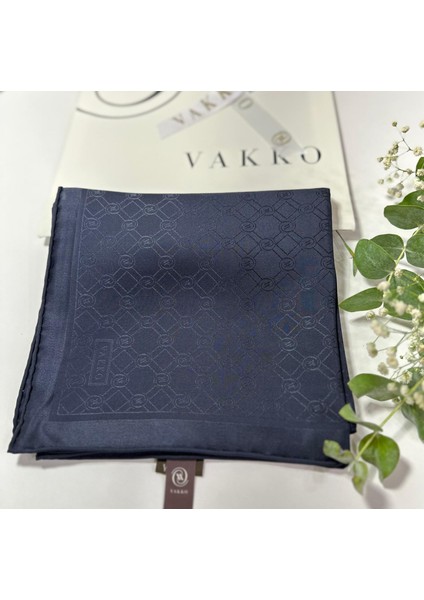 90X90 Jakarlı Saf Ipek Eşarp - 05493-9001