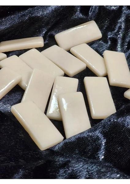 Cam Mozaik Taşı (3 kg Ağırlığında 200 Adet Taş 250 ml Tutkal ) Tezgah Arası Mozaik Taşı