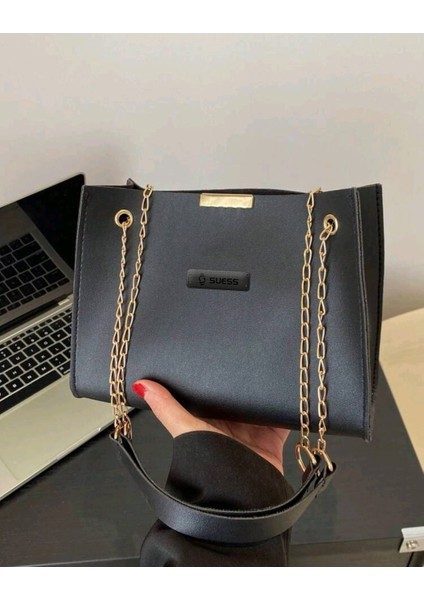 Zincir Askılı ve Zincir Kapamalı Deri Mini Kare Çanta indirimleri