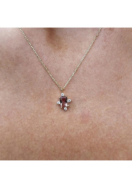 Altın Kolye - 1.25 CT Zultanit 0,25 CT Pırlanta Montorü(Signty)Taşlı Dikdörtgen Tasarım Modern Tarz 14 Ayar Altın Kolye modelleri