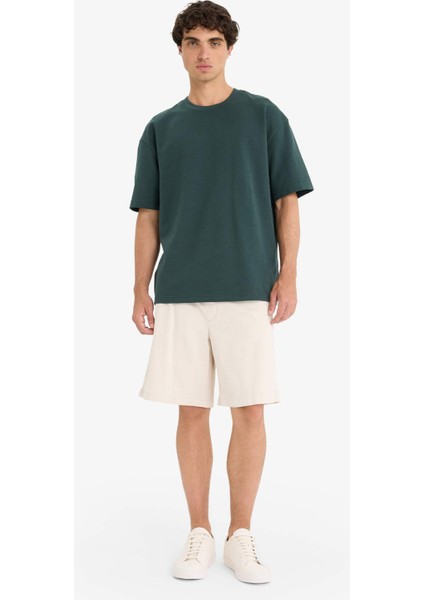 Oversize Geniş Kalıp Bisiklet Yaka Ağır Kumaş Basic Düz Kısa Kollu Tişört E9798AX25AU fiyatları