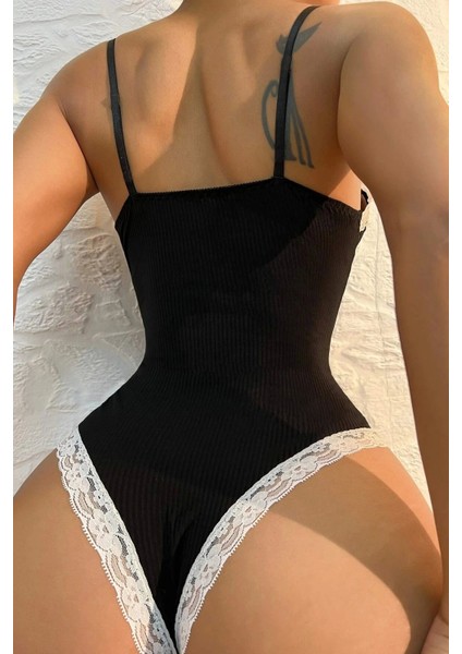 Kadın Beyaz Dantel Işlemeli Siyah Tulum Gecelik fiyatları