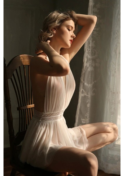 Kadın Beyaz Sırtı Açık Beli Dantelli Gecelik Takım modelleri