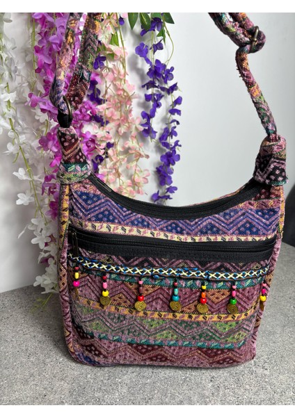 Lila Etnik Desenli Dokuma Kilim Omuz Çantası – Boncuk ve Pul Detaylı Bohem Çanta fiyatları