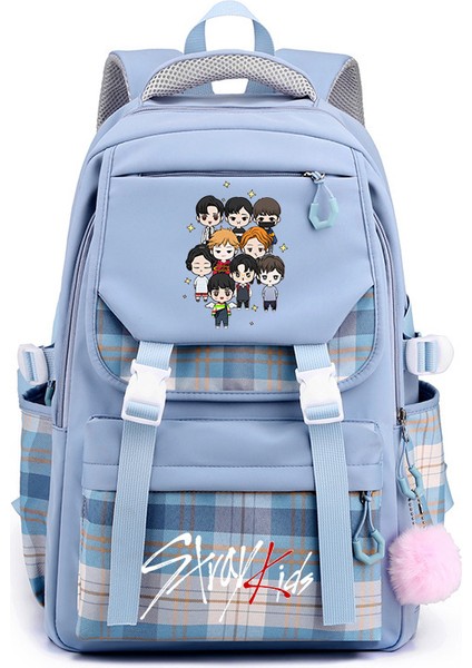 Kolej Tarzı Rahat Çok Yönlü Öğrenci Okul Çantası Etrafında Başıboş Grup (Yurt Dışından)