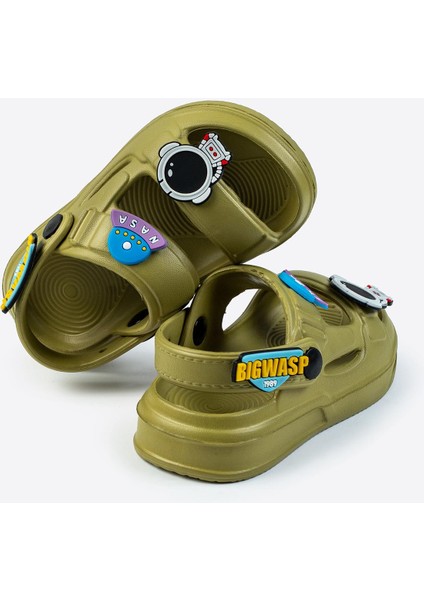 Çocuk Yazlık Terlik – Sevimli Aksesuarlı, Hafif ve Kaymaz Tabanlı modelleri