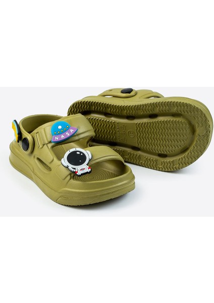 Çocuk Yazlık Terlik – Sevimli Aksesuarlı, Hafif ve Kaymaz Tabanlı indirimleri