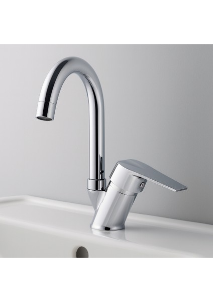 Premium Sıcak Soğuk Ayarlı Tek Kollu Aç Kapa Krom Kuğu Lavabo Bataryası Duvar Tipi Armatür Modern fiyatları