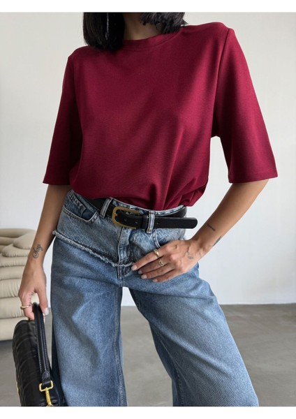 Kadın Kısa Kol Bisiklet Yaka Omzu Vatkalı Modal Kumaş Dokulu Salaş Tshirt ML4300