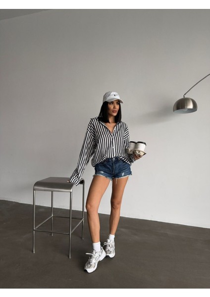Kadın Lacivert Beyaz Çizgili Salaş Oversize Saten Görünümlü Crush Premium Gömlek MLA3467