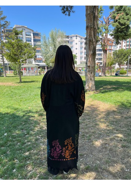 Siyah Renkli Desenli Uzun Kaftan – Pamuklu Püsküllü Plaj ve Günlük Kimono modelleri