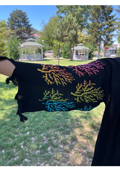 Renkli Desenli Siyah Kaftan Kimono – Plaj ve Günlük Kullanıma Uygun indirimleri