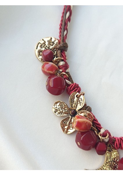 Kırmızı Eskitme Detaylı Kolye fırsatları