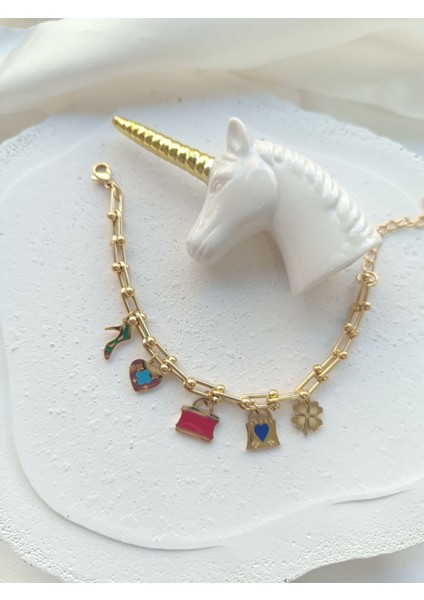 Charmlı T Model Bileklik