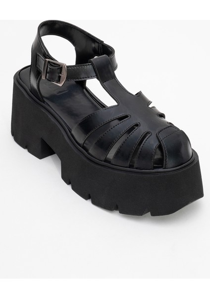 Verua Siyah Kalın Taban Sandalet fırsatları