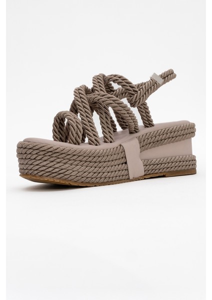 Juney Koyu Bej Kadın Sandalet indirimleri