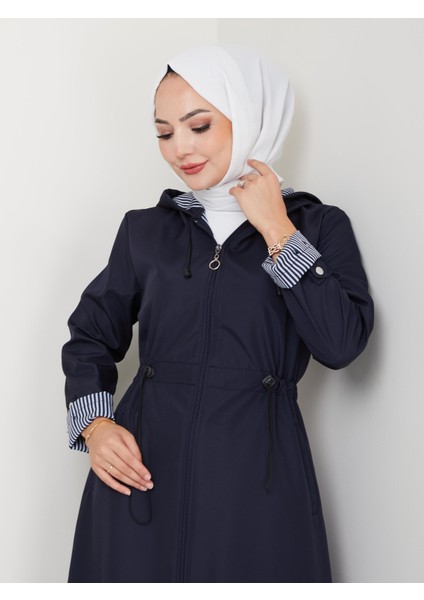 Kadın Kapüşonlu Çizgi Detaylı Lacivert Bondit Kap indirimleri
