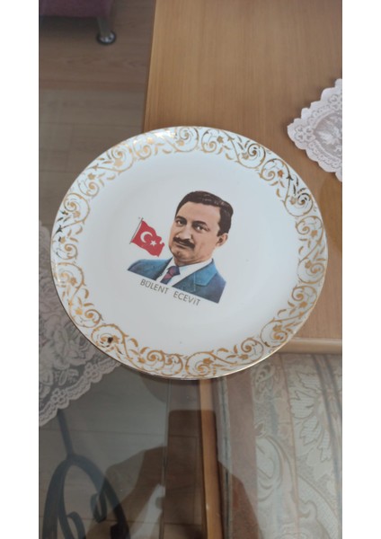 Vintage ''bülent Ecevit'' Resimli Porselen Tabak & 24 cm Çapında modelleri