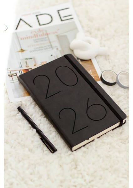2026 Yılı 13X21 cm Günlük Ajanda Siyah