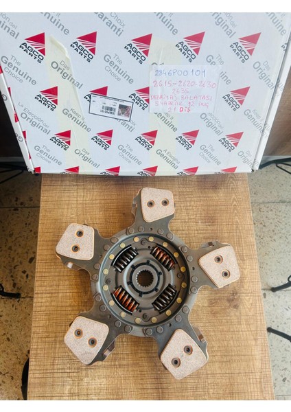 Massey Ferguson Uyumlu 2615-2620-2630-2635 Debriyaj Diski /12 /5 Ped /21 Dis Agco fırsatları