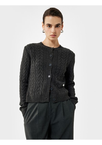 Uzun Kollu Bisiklet Yaka Düğmeli Saç Örgü Hırka fiyatları