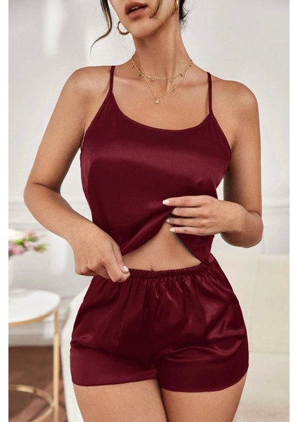 Kadın Bordo Asimetrik Sırt Dekolte Detaylı Şık Şortlu Gecelik Takım fırsatları
