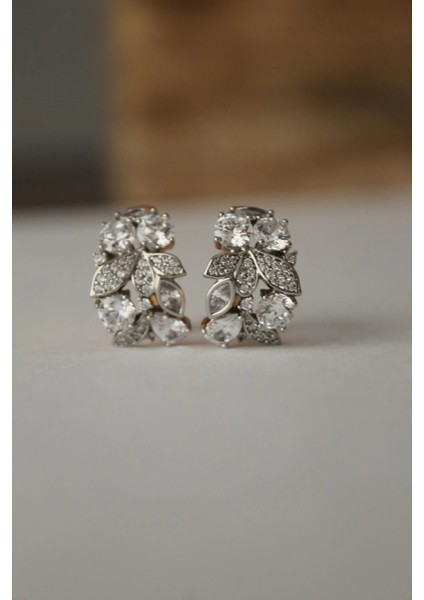 Vıp Çelik Taş Işlemeli Yaprak Detaylı Halka Küpe fırsatları