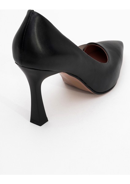 653 Siyah Cilt Topuklu Kadın Ayakkabı