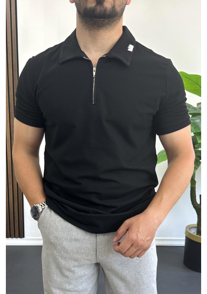 Erkek Yakası ve Kolu Nakış Detaylı Polo Yaka Fermuarlı Tişört Siyah EDW392
