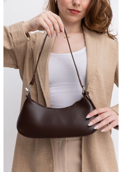 Kemer Detaylı Baget Kadın Fermuarlı Ayarlanabilir Omuz & Kol Çantası indirimleri