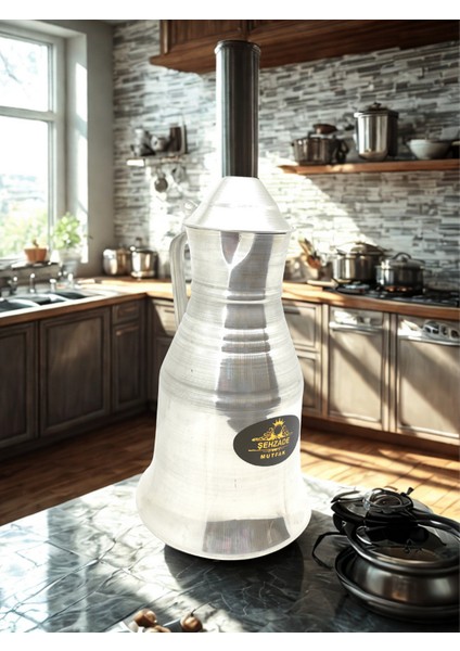 Şehzademutfak Şehzade Mutfak El Yapımı Alüminyum Güğüm 37 cm Yükseklik – 22 cm Çap – Su & Süt Taşıma Kabı