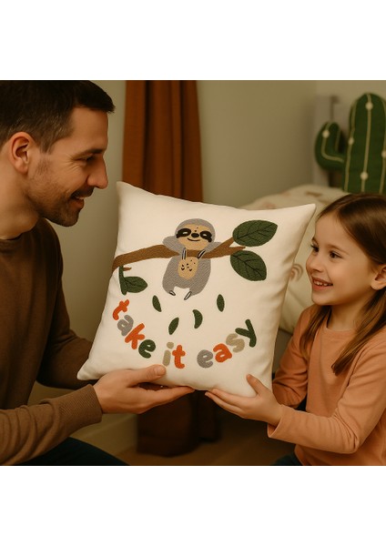 Tembel Hayvan Kırlent Kılıfı fırsatları