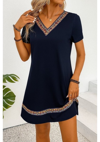 Kadın Kısa Kollu V Yakalı Etnik Desen Şerit Detaylı Viskon Elbise fiyatları