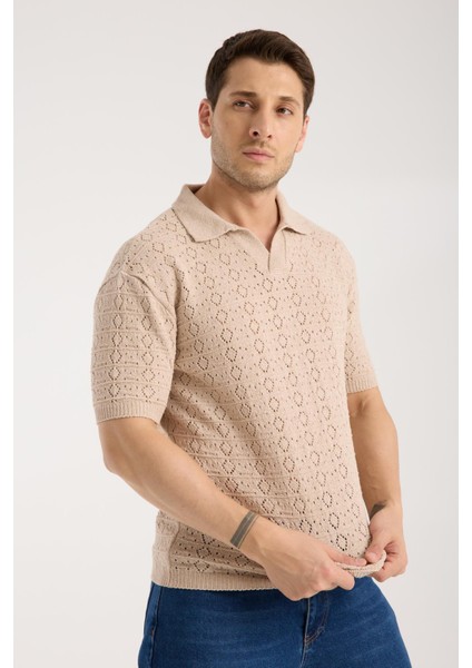 Erkek Polo Yaka Geometrik Desen Dokulu Bej Kısa Kollu Triko Tişört modelleri