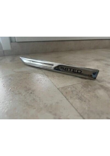 Renault Megane 4 2015- Çamurluk Bandı Ön Sol Sıyah (Oem NO:990431286R)