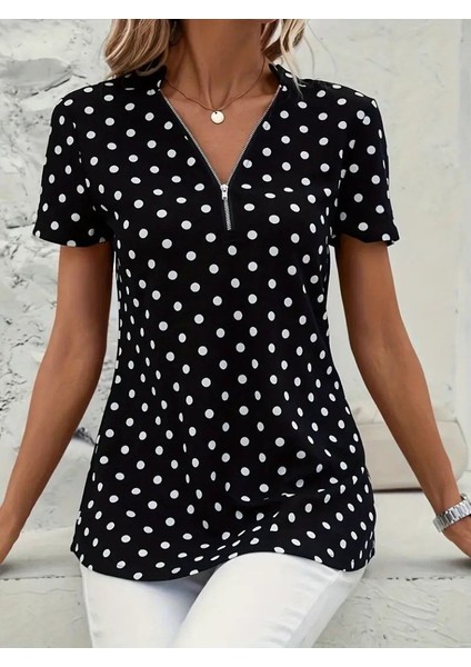 Kadın Kısa Kollu Yakadan Fermuarlı Puantiyeli Uzun Dokuma Viskon Bluz indirimleri