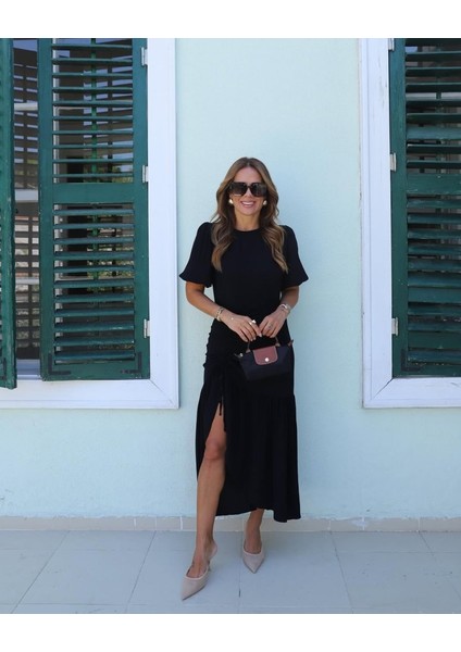 Kadın Kısa Kollu Bisiklet Yakalı Yandan Yırtmaçlı Büzgülü Janjan Krep Elbise