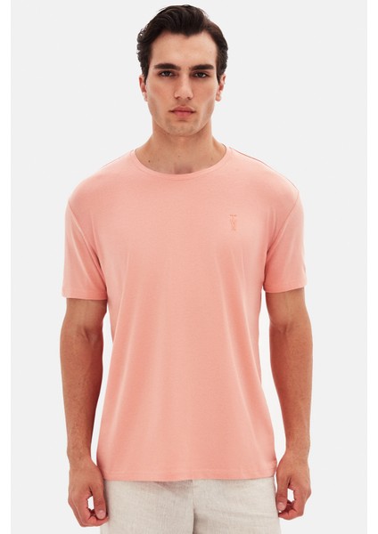 Slim Fit Kil Düz Kabartma Baskılı T-Shirt fiyatları