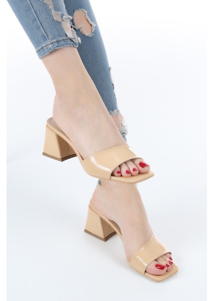 Tek Bantlı Kalın Topuklu Kadın Terlik #1001