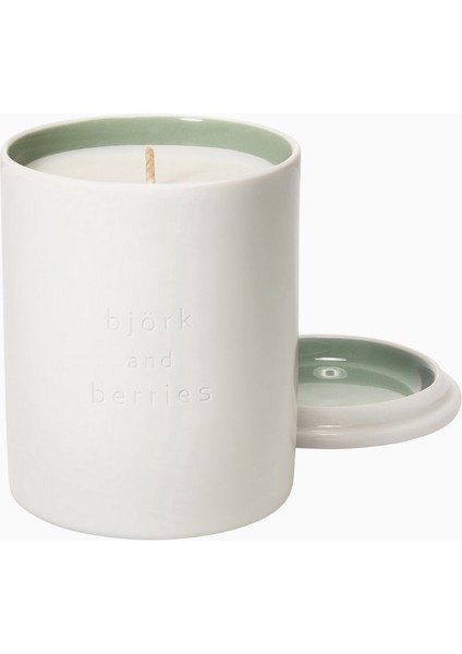 Björk & Berrıes Never Spring Scented Candle, Doğal Bahar Esintili Mum