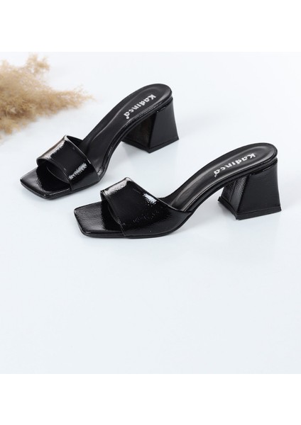 Tek Bantlı Kalın Topuklu Kadın Terlik #1001
