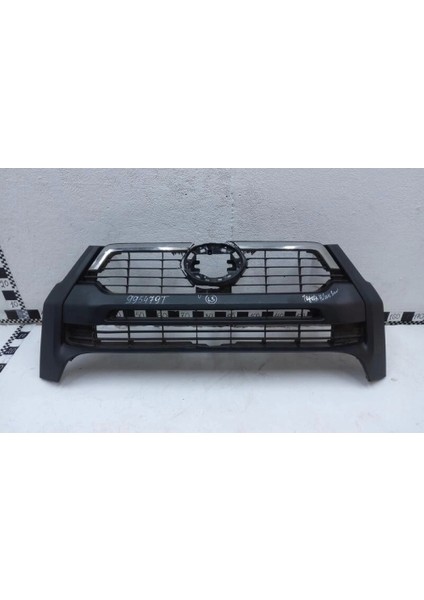 Panjur Hilux 2022 Sonrası Üst Nikelaj + Siyah Invıncıble (Oem NO:53100YP220)